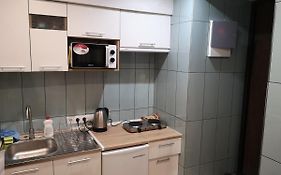 Freedom Apartment On Bazarna Str